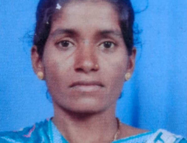 दरडगाव  या गावांमध्ये चाळीस वर्ष महिलेचा ,राहत्या घरात गळफास घेतलेल्या अवस्थेत मृतदेह आढळून आला