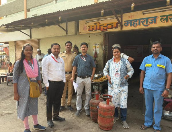 राहुरी तालुक्यात पुरवठा विभागाची धडक कारवाई; ३५ हॉटेलची तपासणी, ११ घरगुती गॅस सिलिंडर जप्त**