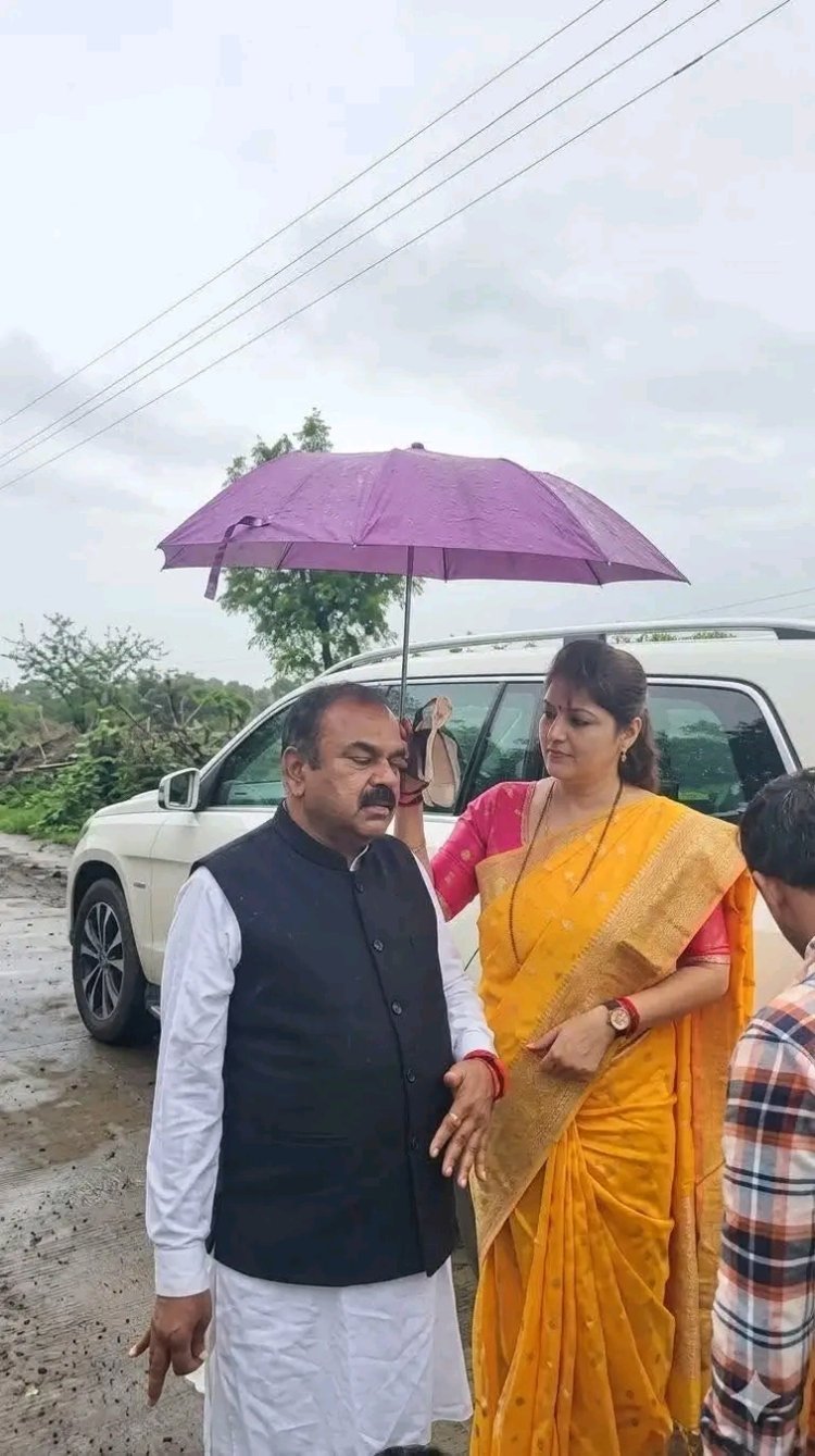 “कॅप्टन फाईल” प्रकरण तापले; ५८ व्हिडिओंचा दावा, शेकडो महिलांचा प्रश्न - रुपाली चाकणकर अडचणीत?