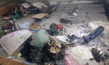 राहुरीतील तनपुरे वाडीत शॉर्ट सर्किटमुळे घराला आग; लाखो रुपयांचे नुकसान, नागरिकांच्या प्रसंगावधानामुळे मोठी दुर्घटना टळली*