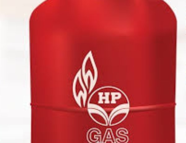 नेवासा तालुक्यातील चांदा येथील गॅस एजन्सीच्या मनमानी कारभारामुळे ग्राहकांमध्ये तीव्र असंतोष,अधिकाऱ्यांची मात्र मूग गीळ्याची भूमिका..