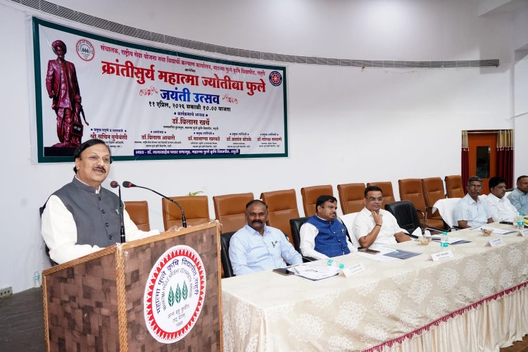 *म.फु.कृ.विद्यापीठात क्रांतीसुर्य महात्मा ज्योतीबा फुले यांची १९९ वी जयंती उत्साहात साजरी -*