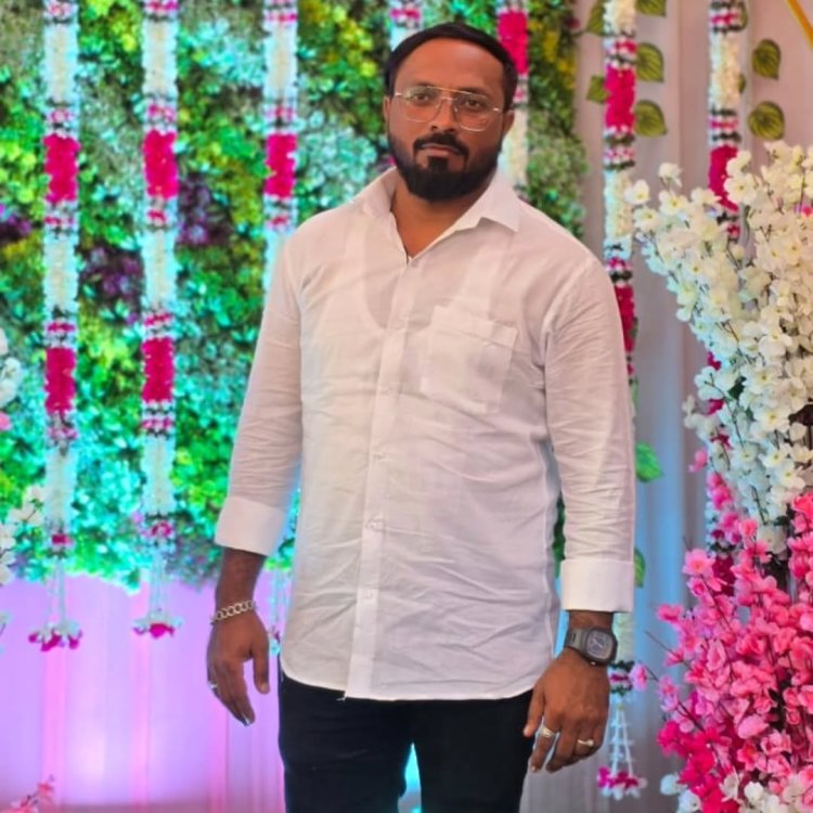 राहुरी शहरातील नामांकित पत्रकार व भीम आर्मीचे अहिल्यानगर फेडरेशन जिल्हाध्यक्ष श्री दीपक रामजी साळवे यांना वाढदिवसाच्या मनपूर्वक शुभेच्छा