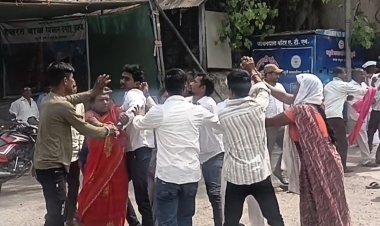 मानोरी,येथील दोन गटात अल्पवयीन मुलीचा विवाह लावून देण्याच्या संशयावरून राहुरी पोलीस स्टेशनबाहेर तुफान हाणामारी*