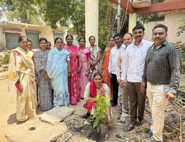 महिला आर्थिक विकास महामंडळ अहिल्यानगर अंतर्गत प्रतिभा लोकसंचालित साधन केंद्रातर्फे पिंप्री अवघड येथे जागतिक पर्यावरण दिन उत्साहात संपन्न