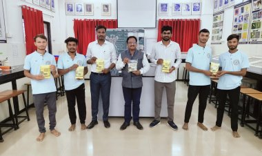 नंदूरबारच्या विद्यार्थ्यांनी 500 ग्रॅम रेडी - टू - युज कडुलिंब बियांच्या पावडरचे नाविन्यपूर्ण उत्पादन केले विकसीत .