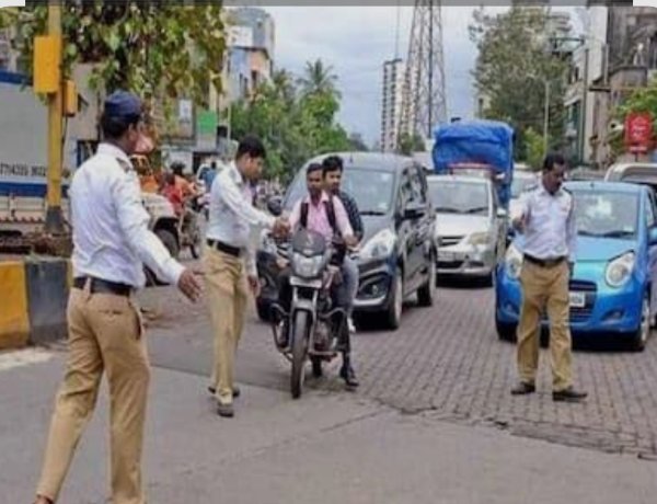 HSRPची सक्ती योग्य; पण खड्डेमुक्त रस्त्यांची जबाबदारी कोण घेणार?नियम केवळ नागरिकांसाठीच नव्हे, तर प्रशासनासाठीही समान असले पाहिजेत.
