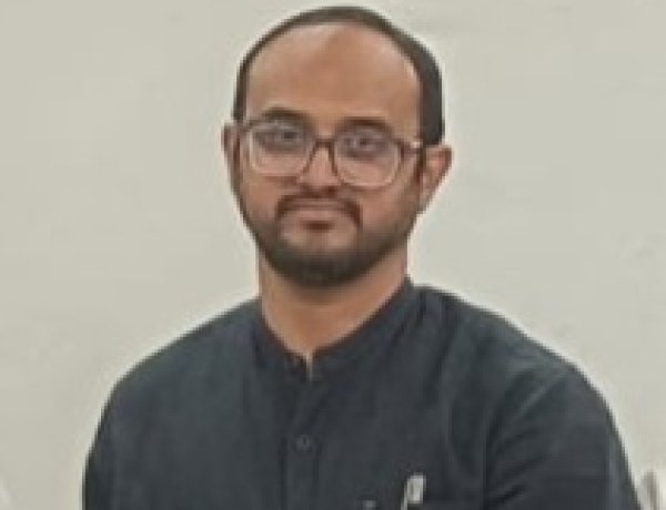राहुरी तालुक्यातील सर्व शालेय वाहनांची आणि वाहन चालकांची तातडीने तपासणी करवी - तहसिलदार अमित पवार