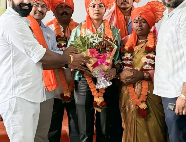 कौठा गावच्या मनीषा वैरागरची कारागृह पोलीस निवड  जिद्द, चिकाटी व कठोर परिश्रमाचे फळ; पंचक्रोशीतून अभिनंदनाचा वर्षाव