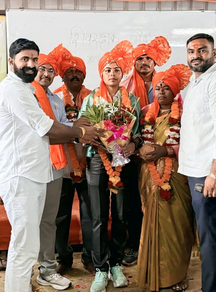 कौठा गावच्या मनीषा वैरागरची कारागृह पोलीस निवड  जिद्द, चिकाटी व कठोर परिश्रमाचे फळ; पंचक्रोशीतून अभिनंदनाचा वर्षाव