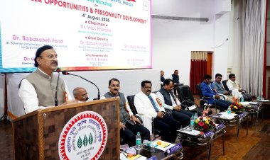 *म.फु.कृ.विद्यापीठात फुले स्पर्धा परीक्षा फोरमची स्थापना- कुलगुरू डॉ.विलास खर्चे.*