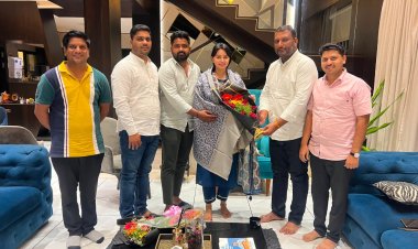 निर्मला नवले यांची राष्ट्रवादी युवती कांग्रेसच्या प्रदेशाध्यक्षपदी निवड ; नाथ प्रितिष्ठानच्या सौरभ उंडेंनी केला सन्मान .