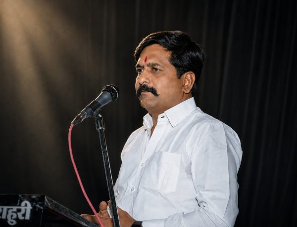शिवसेना जिल्हा संपर्कप्रमुखपदी देवेंद्र लांबे पाटील यांची नियुक्ती .