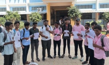 दुष्काळ जाहीर करूनही पुणे विद्यापीठाकडून परीक्षा शुल्क वसुली ;विद्यार्थ्यांची छळवणूक थांबवा - छात्रभारती
