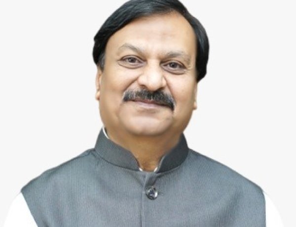 कुलगुरू डॉ. विलास खर्चे यांना भारतीय मृदा सर्वेक्षण व भूमी उपयोग नियोजन संस्थेचे मानद सदस्यत्व प्रदान .