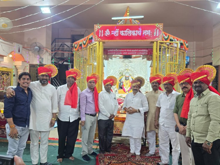 कसबा विधानसभा मतदार संघाचे आमदार हेमंत रासने यांची शारदीय नवरात्र उत्सवानिमित्त कालिकादेवी संस्थानला सदिच्छा भेट .