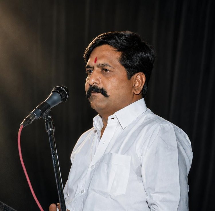 नगर - शिर्डी महामार्ग की मृत्युचा सांगाडा ? अवजड वाहतूक तात्काळ वळवा , अन्यथा गाठ आमच्याशी !